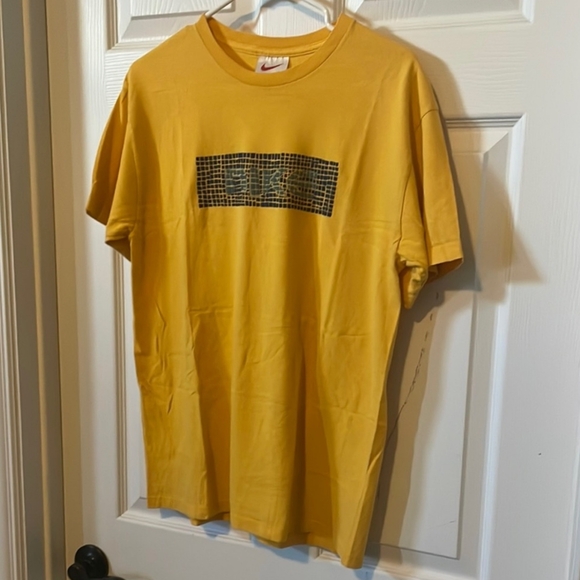 Vintage Early 1990s Nike Mosaic T-Shirt - Picture 1 of 7
